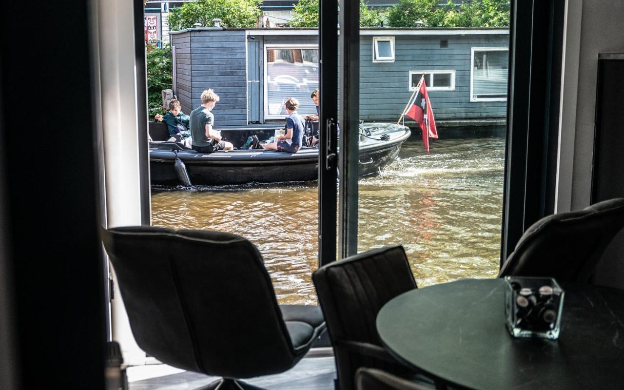 Amsterdam-Houseboat-Amstel Bed & Breakfast Exterior photo